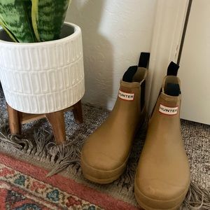 Hunter Rain Boots Chelsea Style Mustard